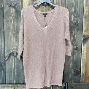 NWT Express Knit Top M Rose Gold Sparkly Glitter Metallic Tunic Length Relaxed